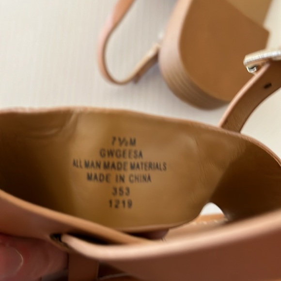 Guess Saddle Geesa Round-Toe Slip-On Slingback Toe-Loop Strap Sandal W 7 1/2 - Picture 8 of 10